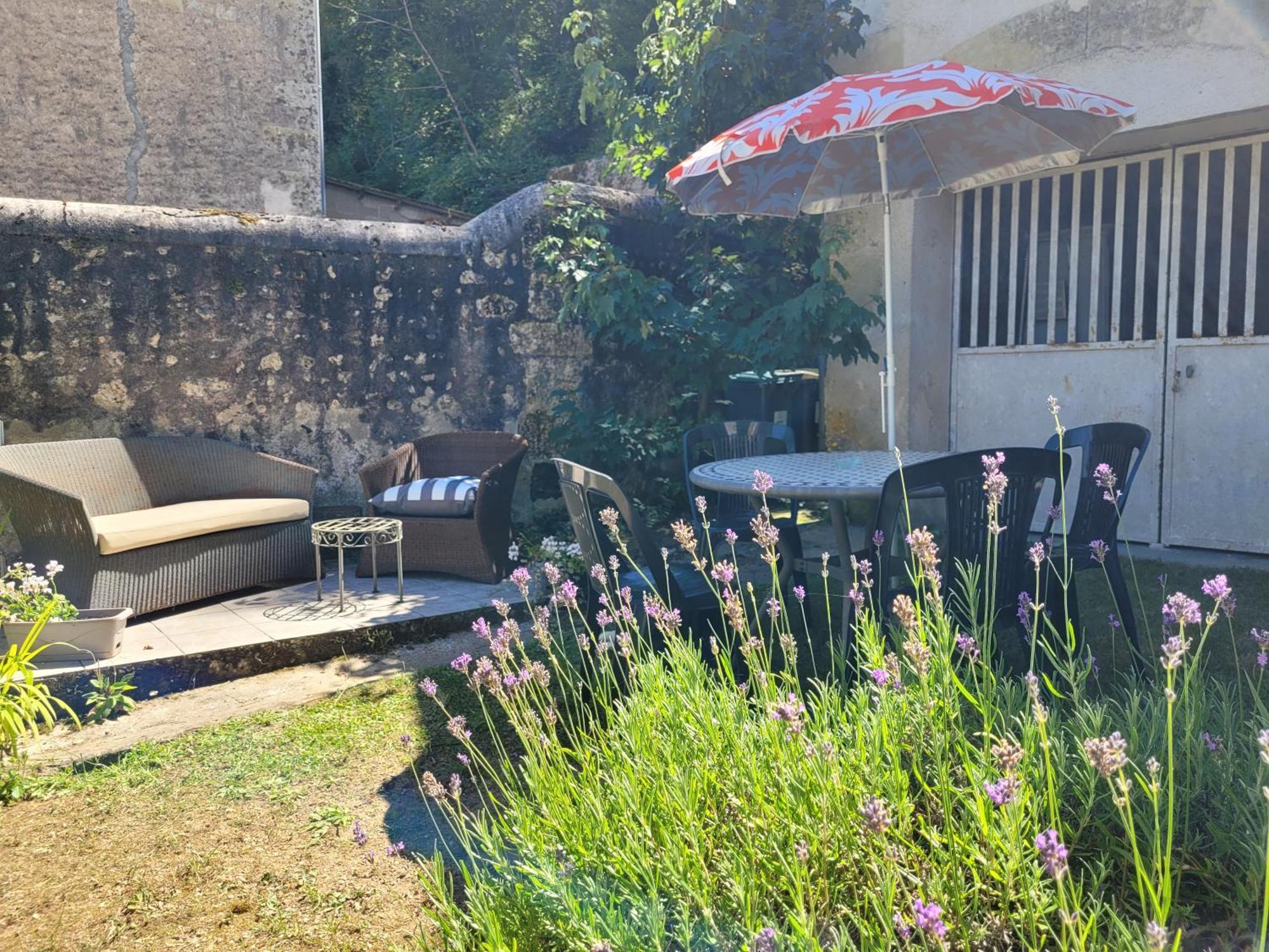 La Maison Aux Iris Pocé-sur-Cisse Eksteriør bilde